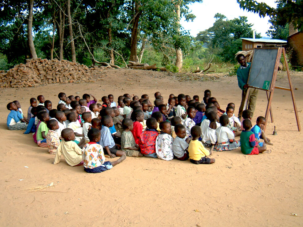 solving-school-furniture-problem-using-bamboos-in-southern-africa-zim